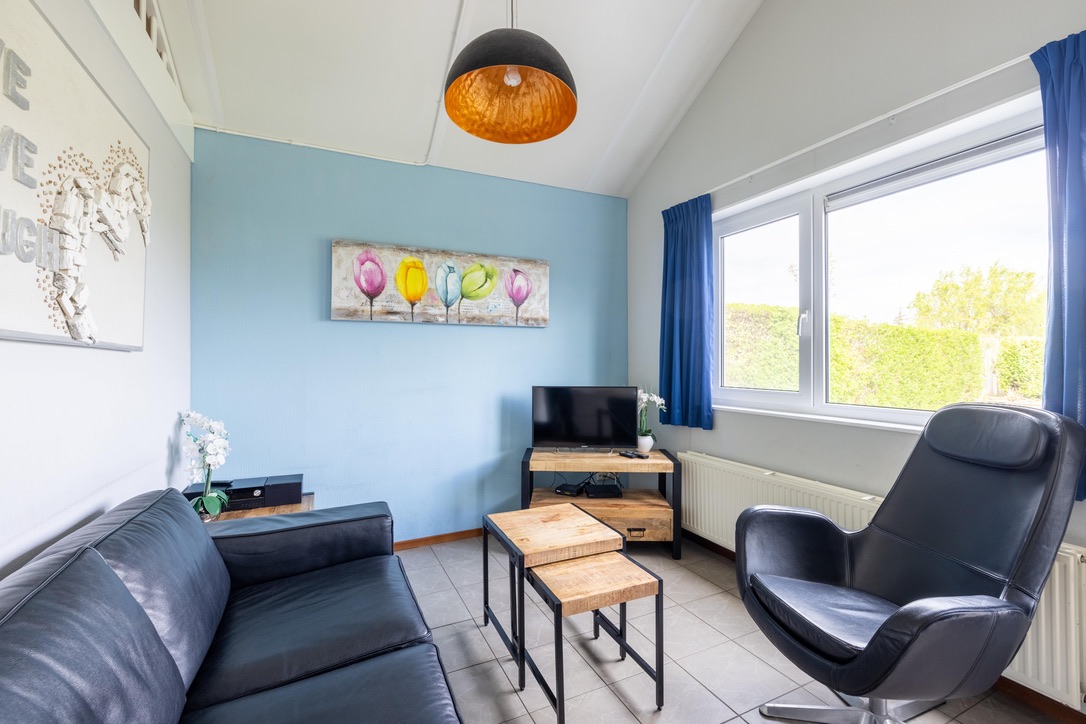 A099D998-C25D-4D75-A7FB-BFA07320E351_1_105_c