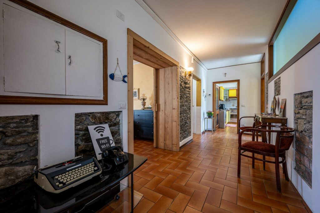 0955-12-FeWo-Villa-Kunterbunt