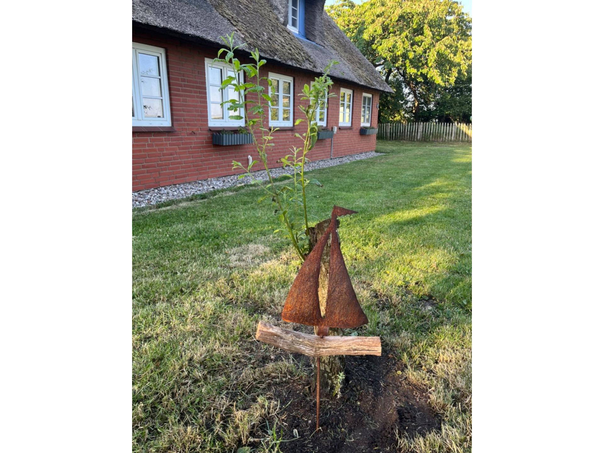 1064 - Garten1