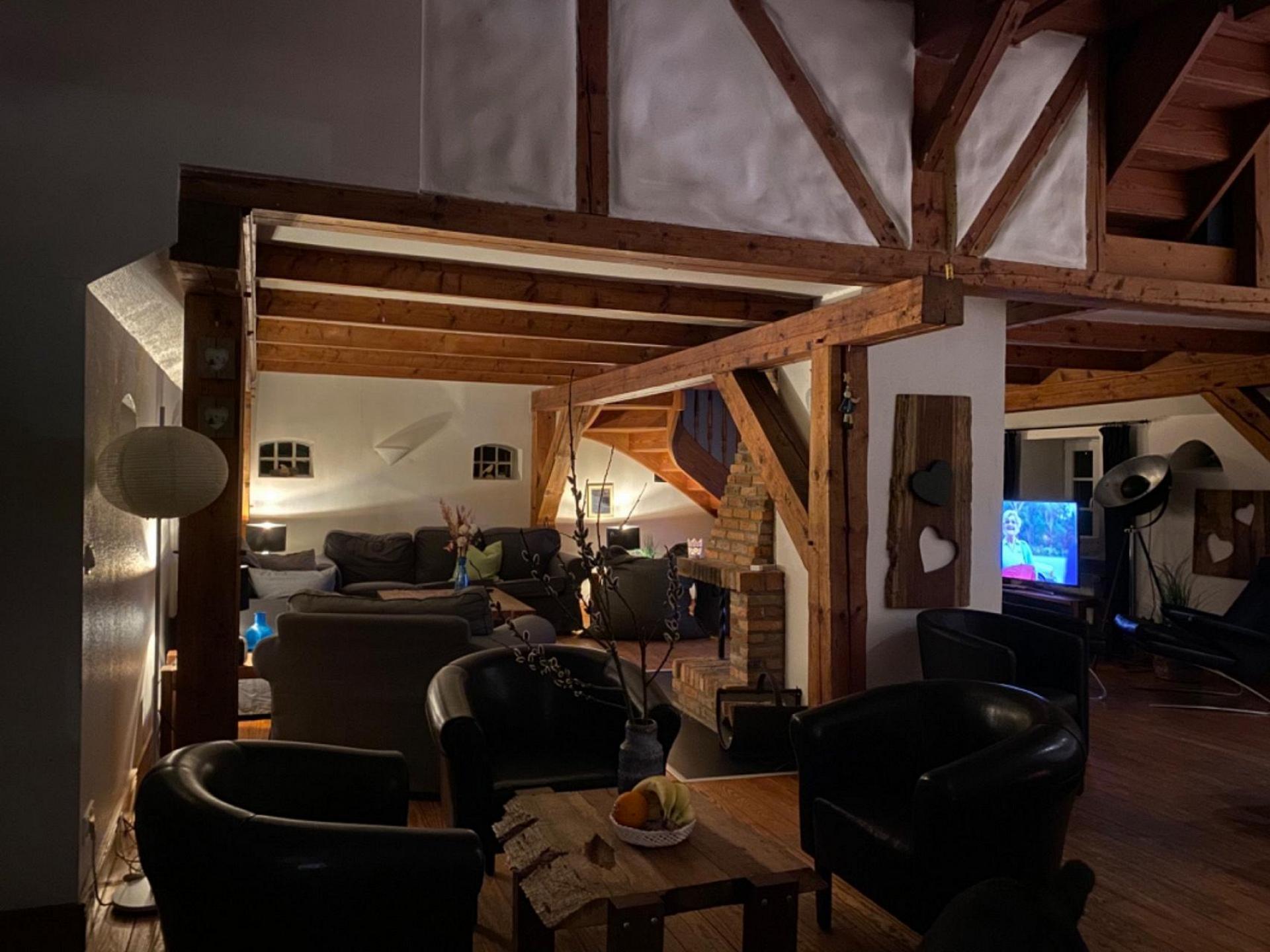 1064 - Wohnzimmer2