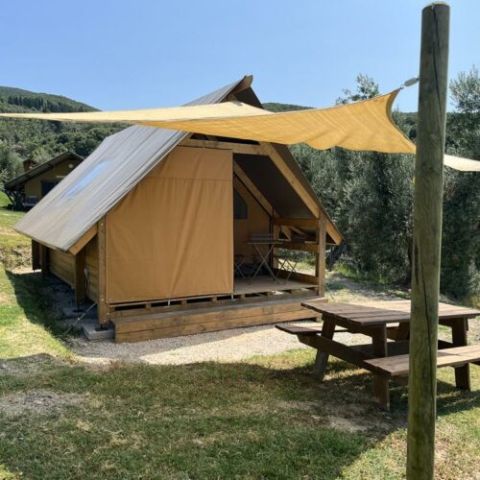 1088-08 Glamping Lodge Superior Tent