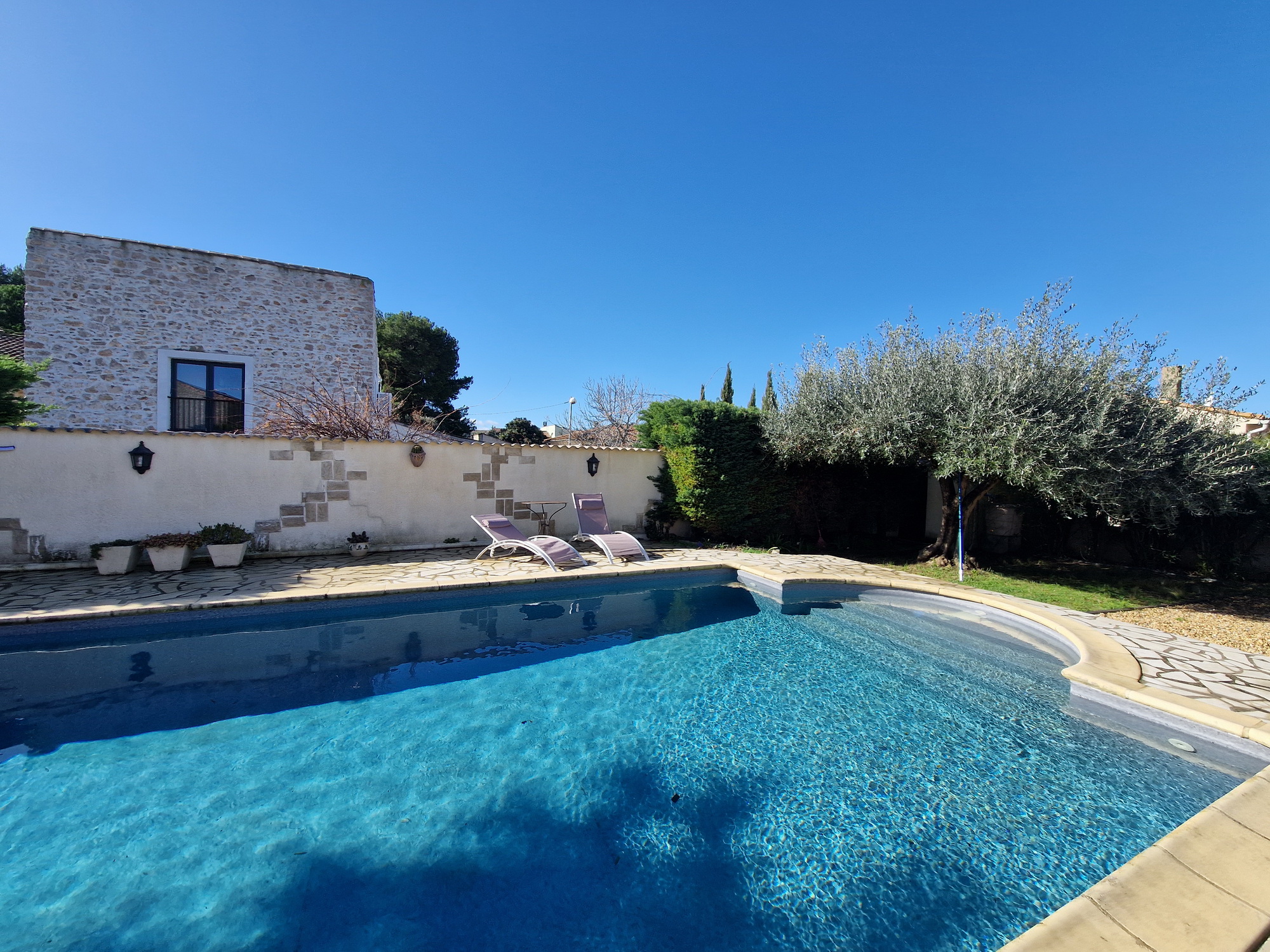 5_Ginestas_Poolbereich